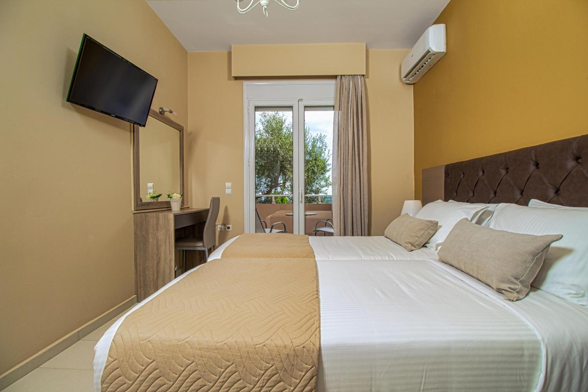 Theo Villas With Sea View Marathokefala Bilik gambar
